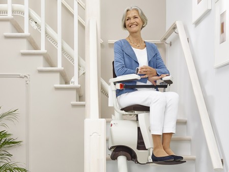 Mobiel blijven in eigen woning met TK Elevator traplift