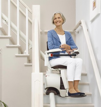 Veilige plaatsing van de traplift Veilige plaatsing van de traplift